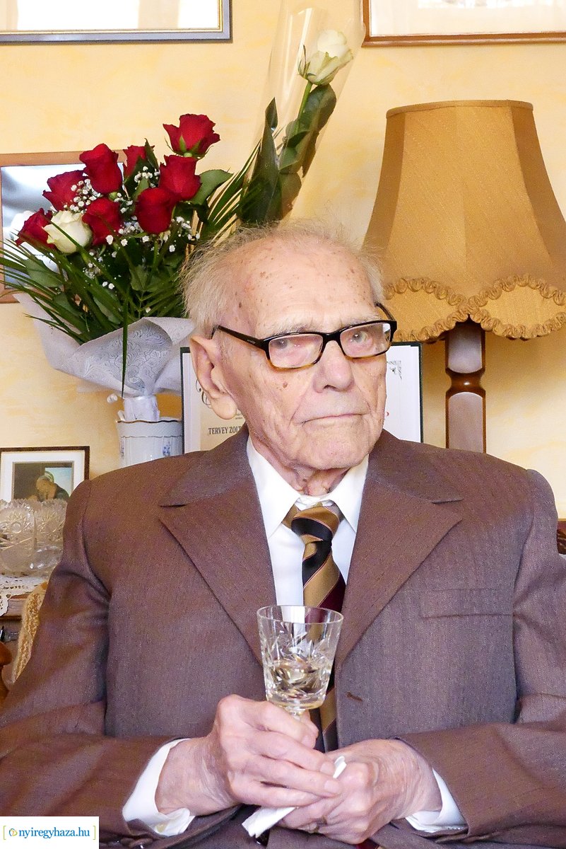 Szépkorú köszöntése Tervey Zoltán Károly