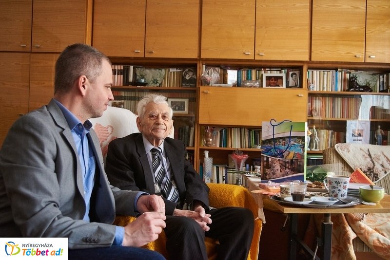 Szépkorú köszöntése - Tóth Imre