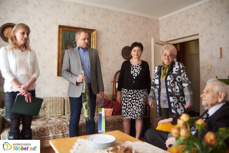 Szépkorú köszöntése - Tóth Imre