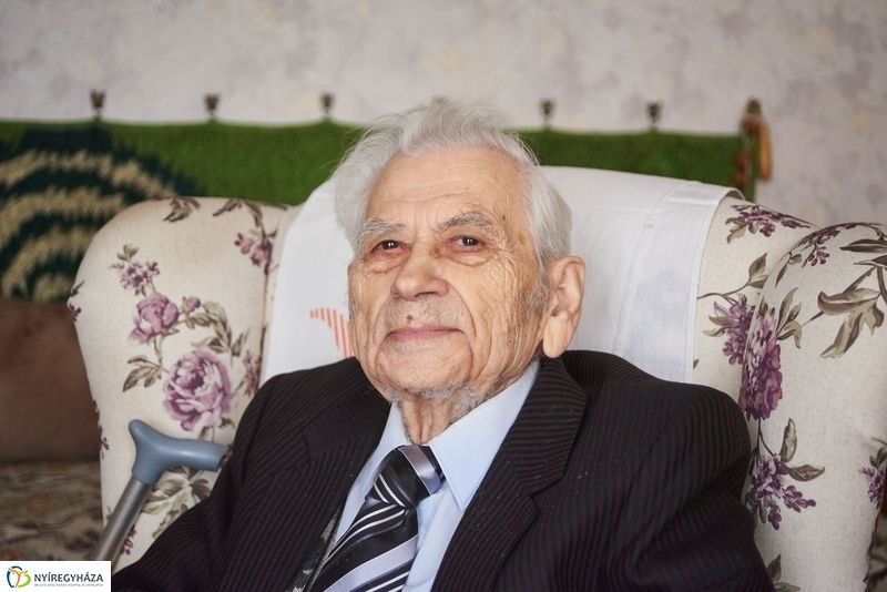 Szépkorú köszöntése - Tóth Imre
