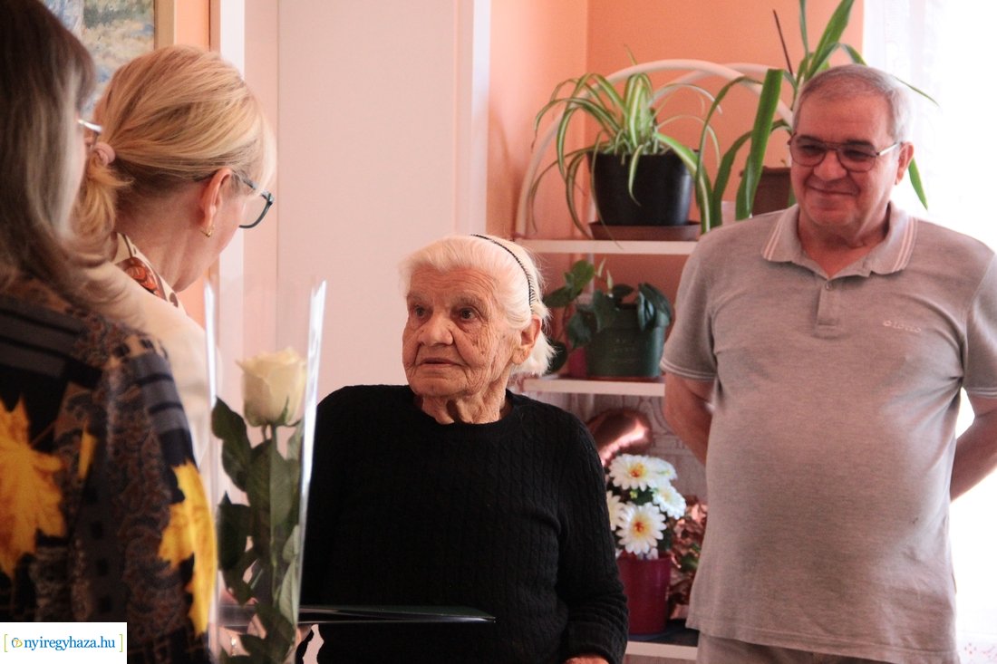 Szépkorú köszöntése - Tóth Miklósné 20230522