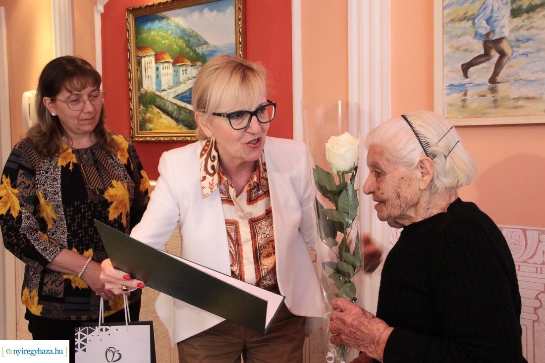 Szépkorú köszöntése - Tóth Miklósné 20230522