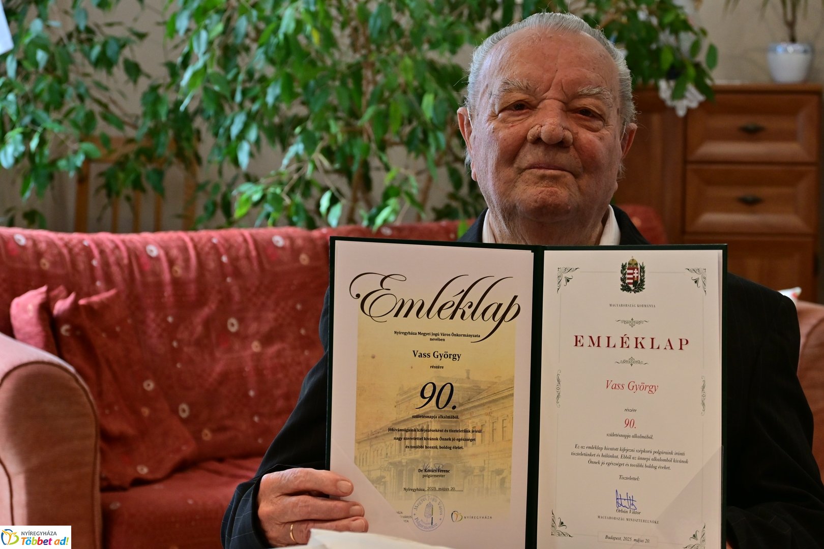 Szépkorú köszöntése - Vass György