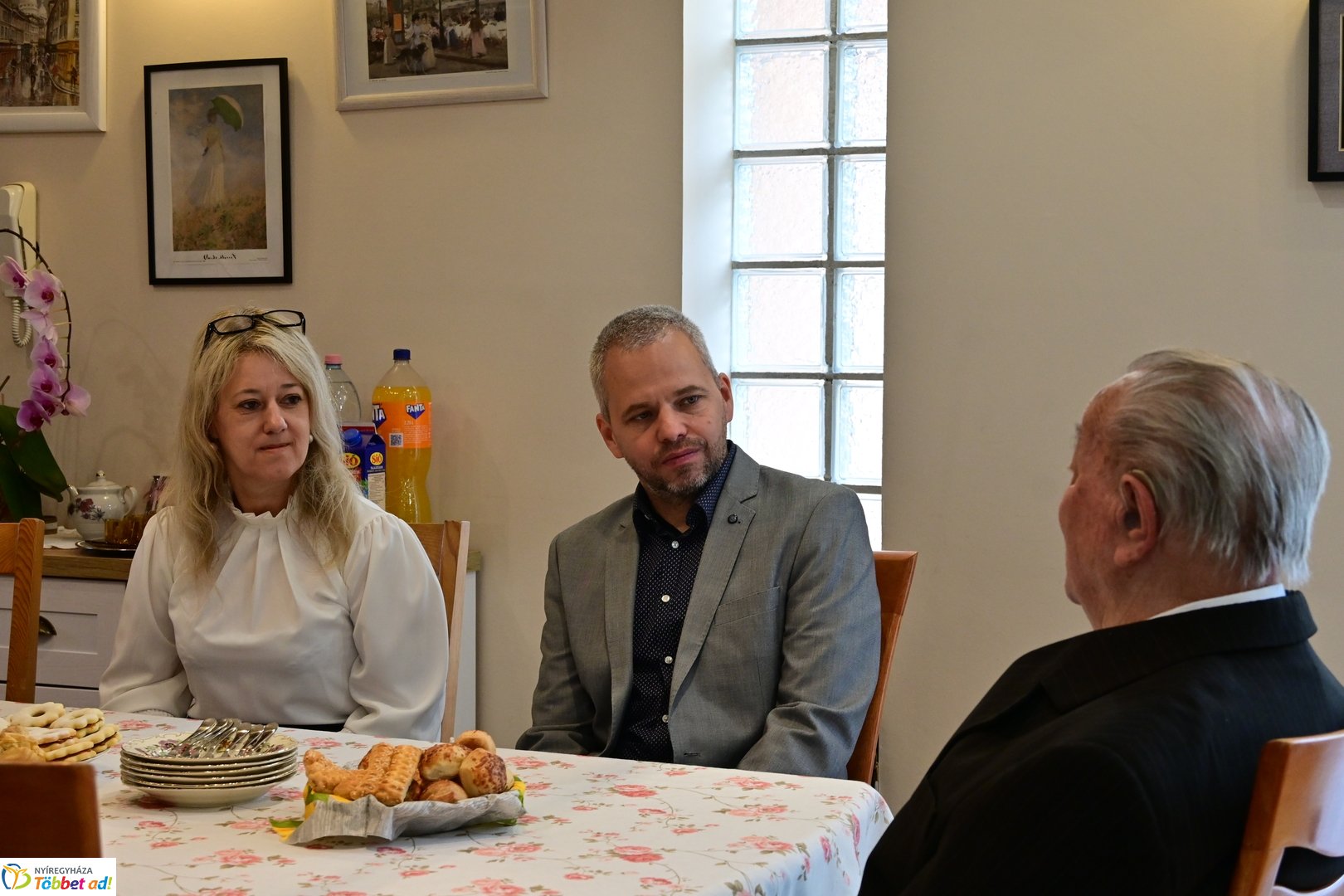 Szépkorú köszöntése - Vass György