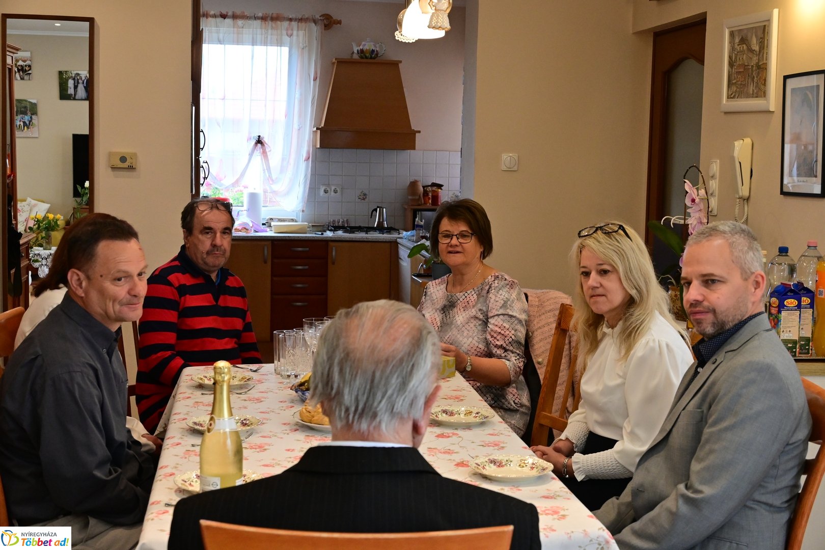 Szépkorú köszöntése - Vass György