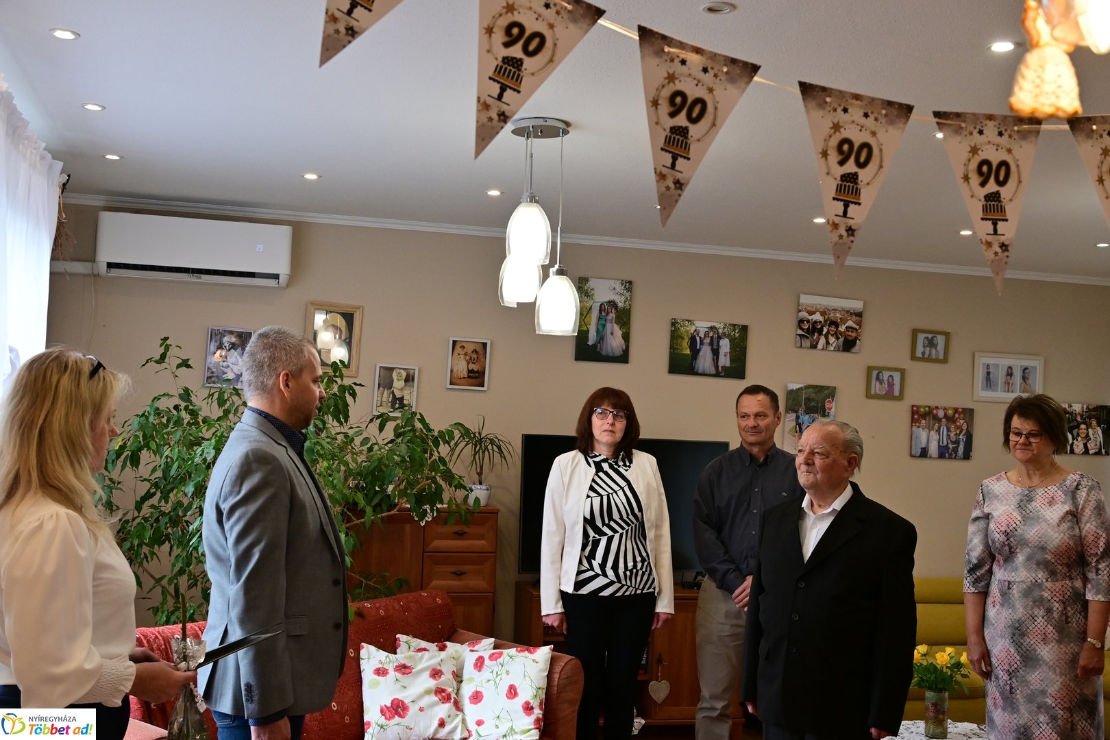 Szépkorú köszöntése - Vass György