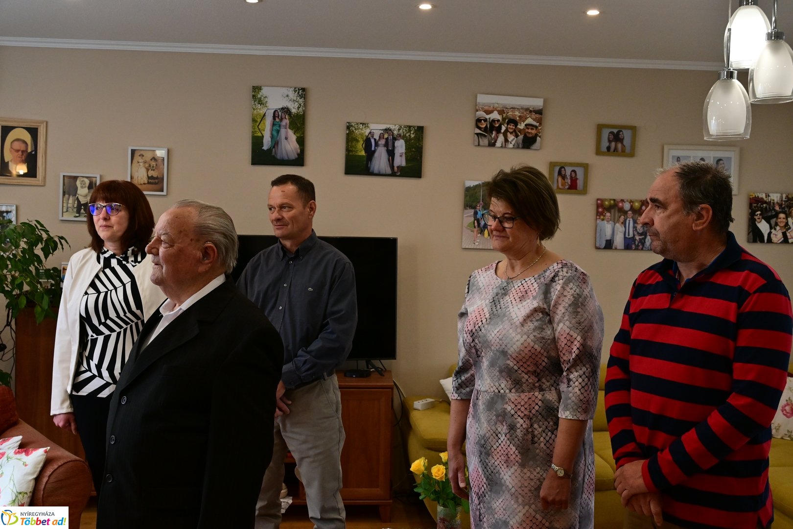 Szépkorú köszöntése - Vass György