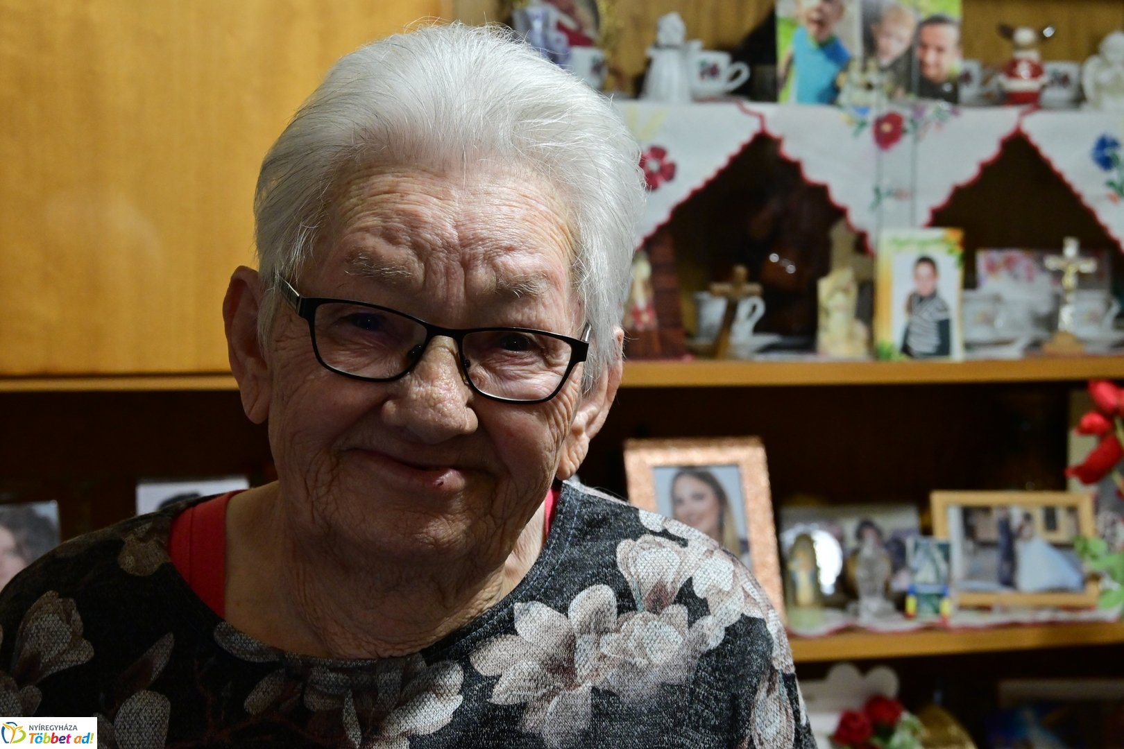 Szépkorú köszöntése - Zsadányi Györgyné