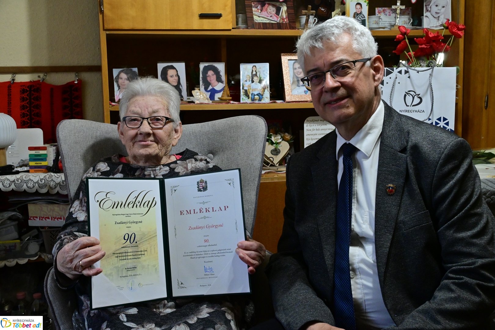 Szépkorú köszöntése - Zsadányi Györgyné