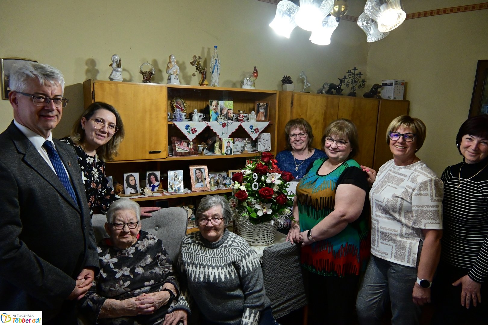 Szépkorú köszöntése - Zsadányi Györgyné