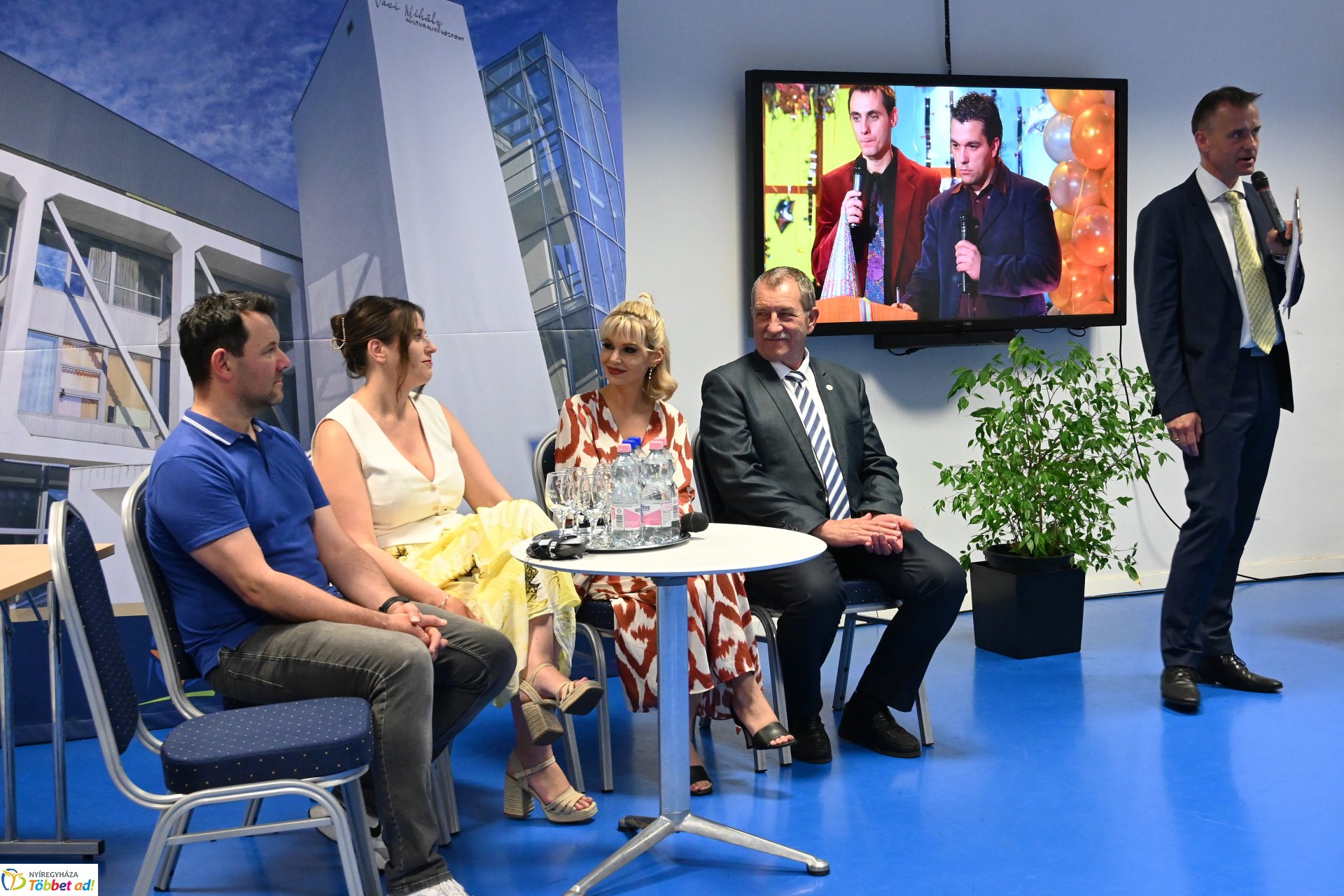 Szépkorúa Akadémiája- a Nyíregyházi Televízió munkatársainak kulisszatitkai