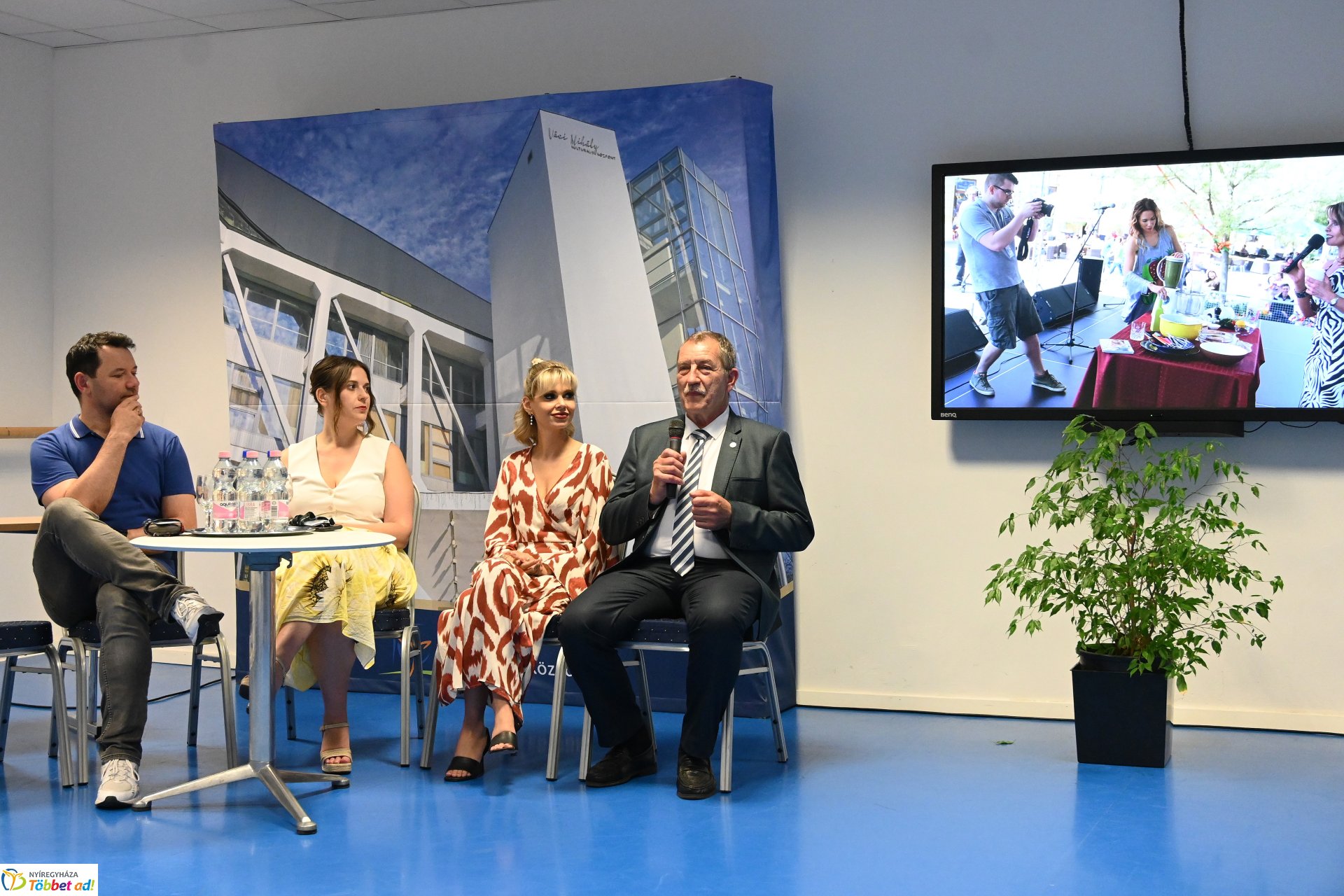 Szépkorúa Akadémiája- a Nyíregyházi Televízió munkatársainak kulisszatitkai