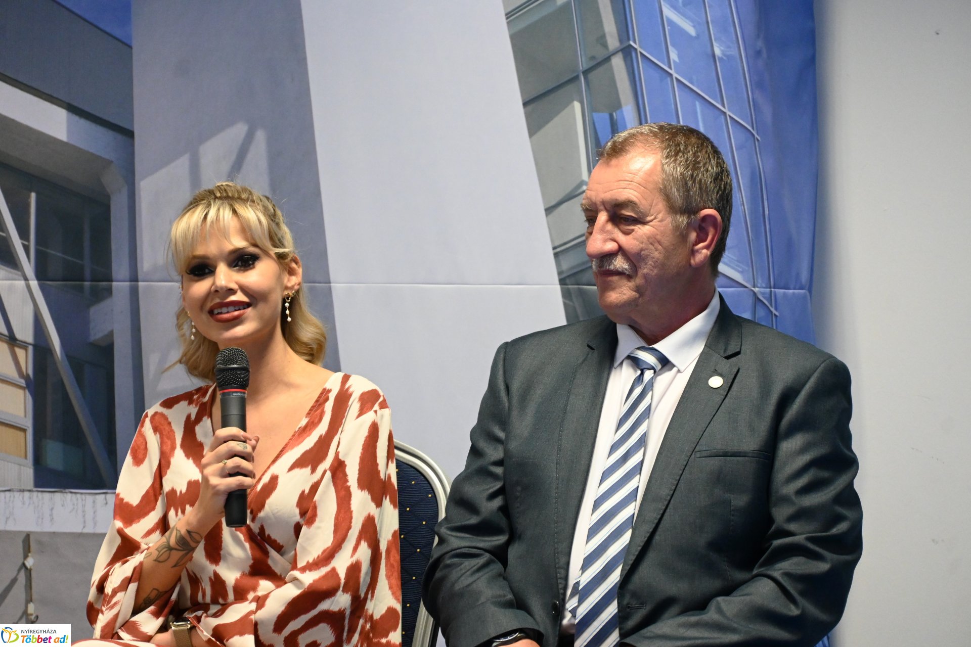 Szépkorúa Akadémiája- a Nyíregyházi Televízió munkatársainak kulisszatitkai