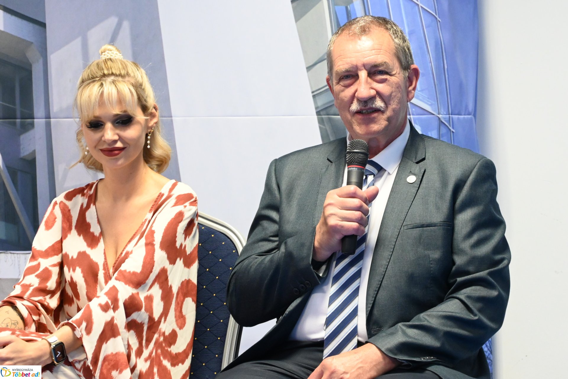 Szépkorúa Akadémiája- a Nyíregyházi Televízió munkatársainak kulisszatitkai