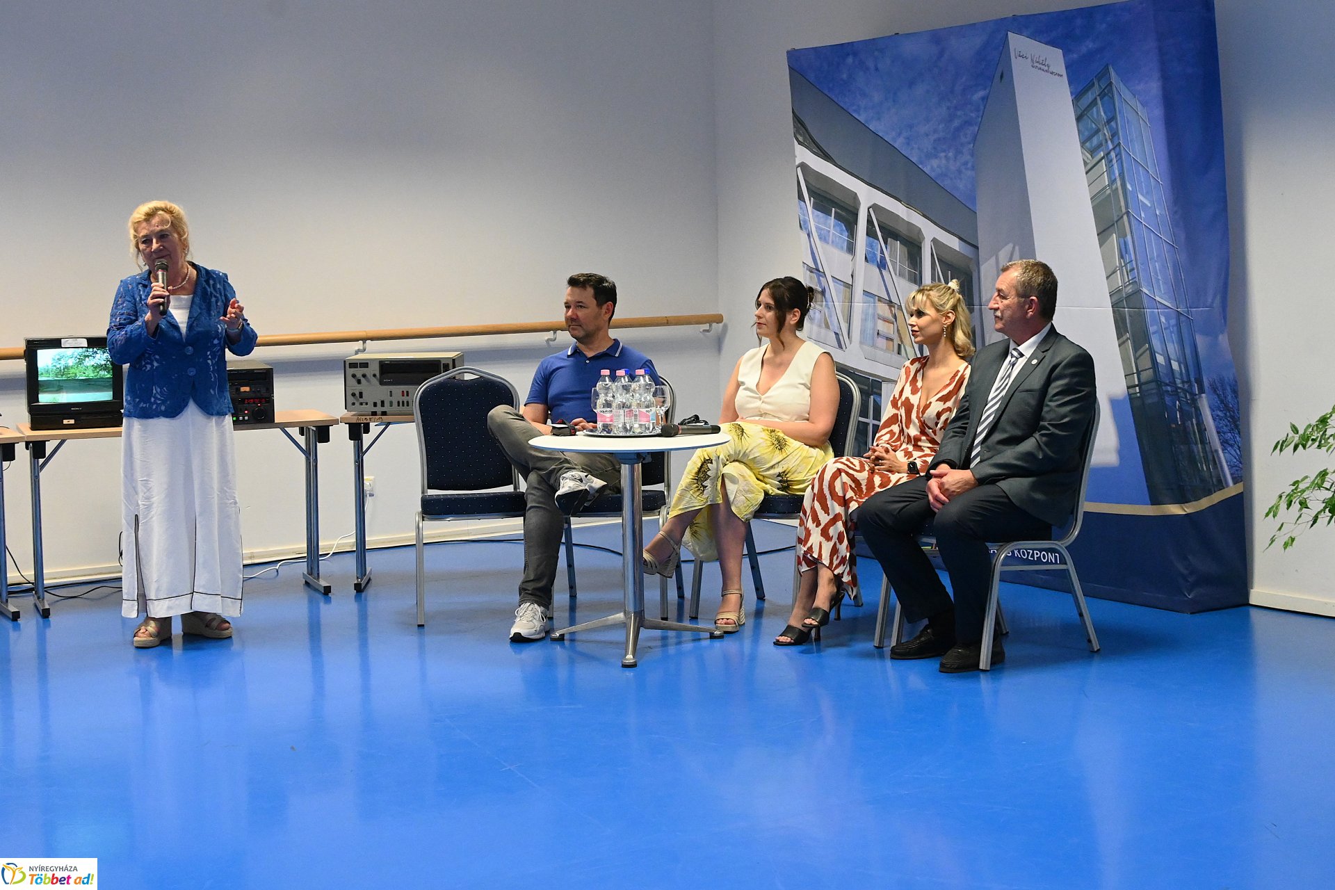 Szépkorúa Akadémiája- a Nyíregyházi Televízió munkatársainak kulisszatitkai