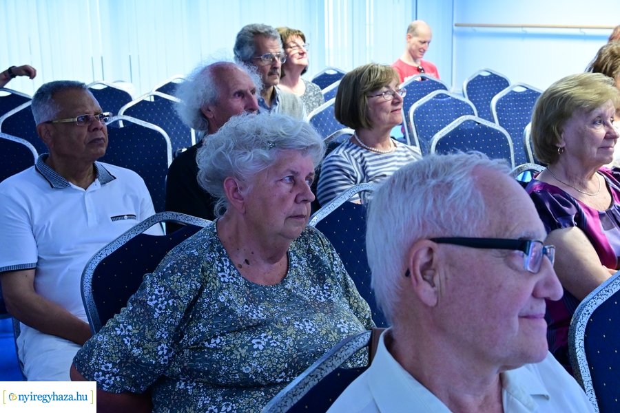 Szépkorúak akadémiája 20240619