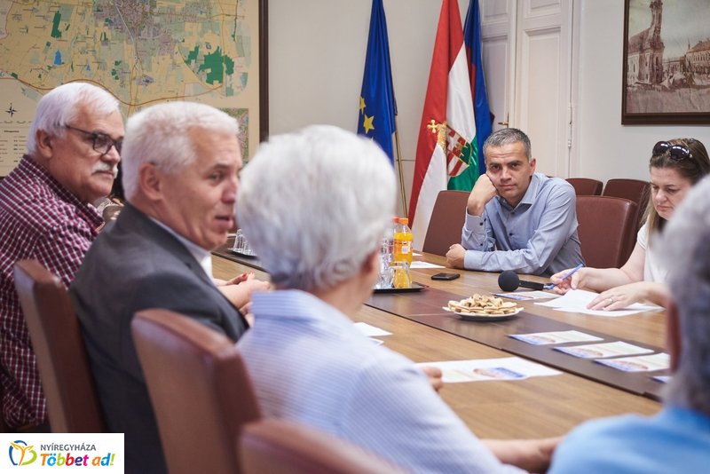 Szépkorúak Sportalálkozója beharangozó