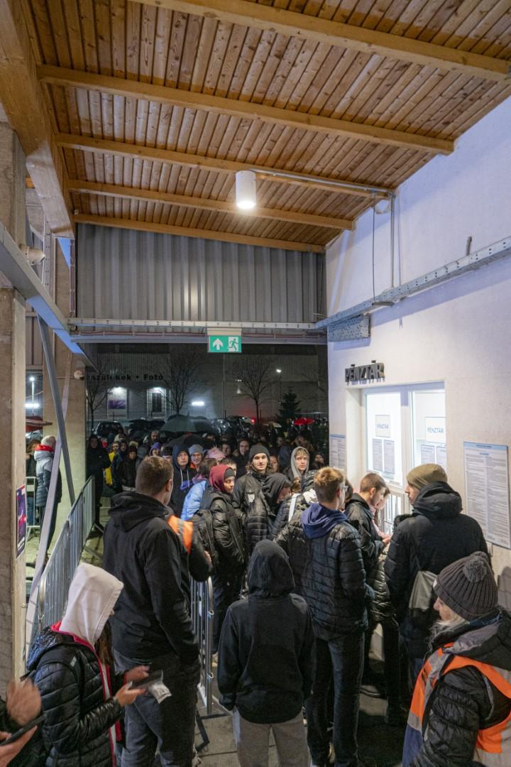 Szezonnyitó ICE Party a  Városi Jégpályán!