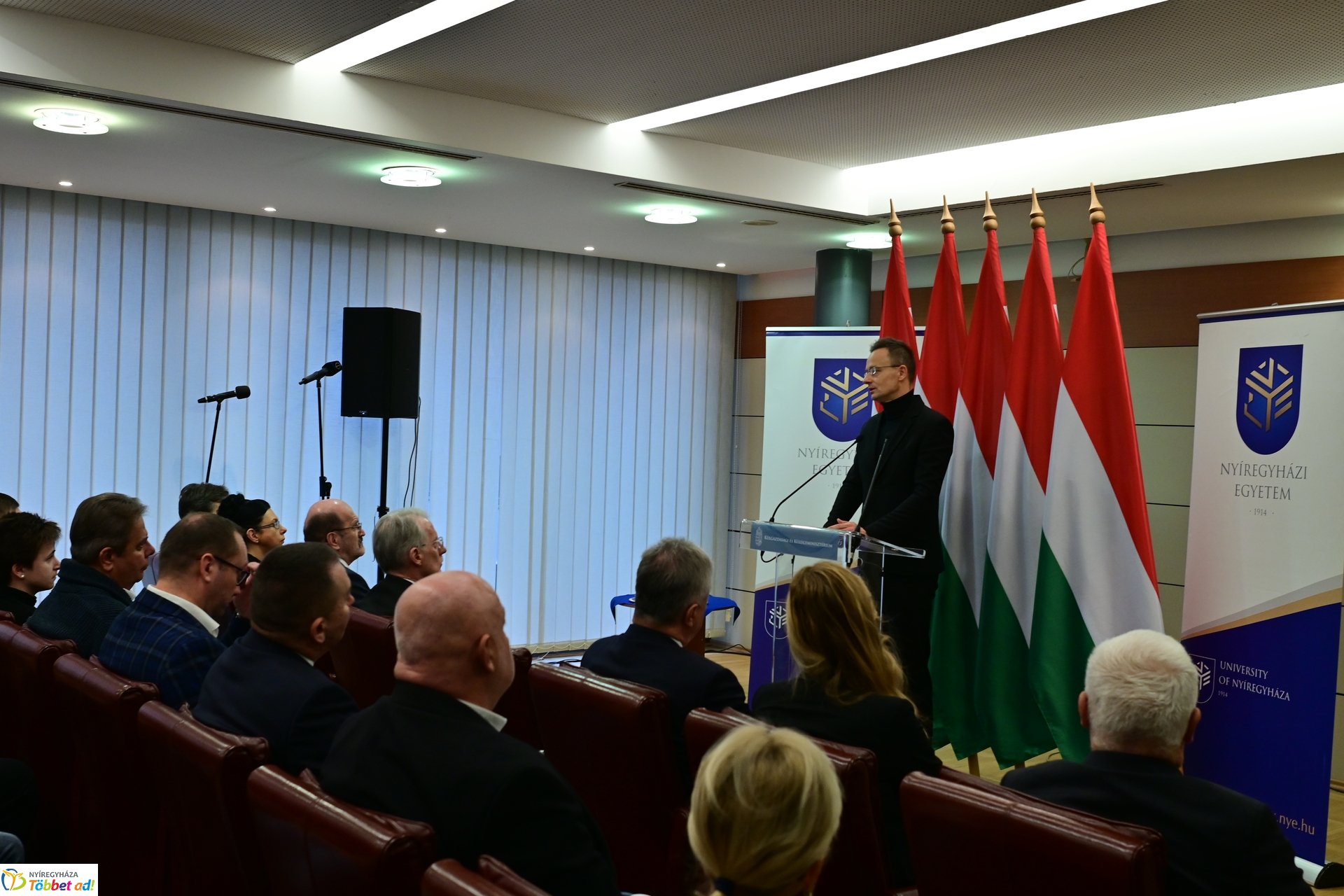Szijjártó Péter előadása a Nyíregyházi Egyetemen 2024