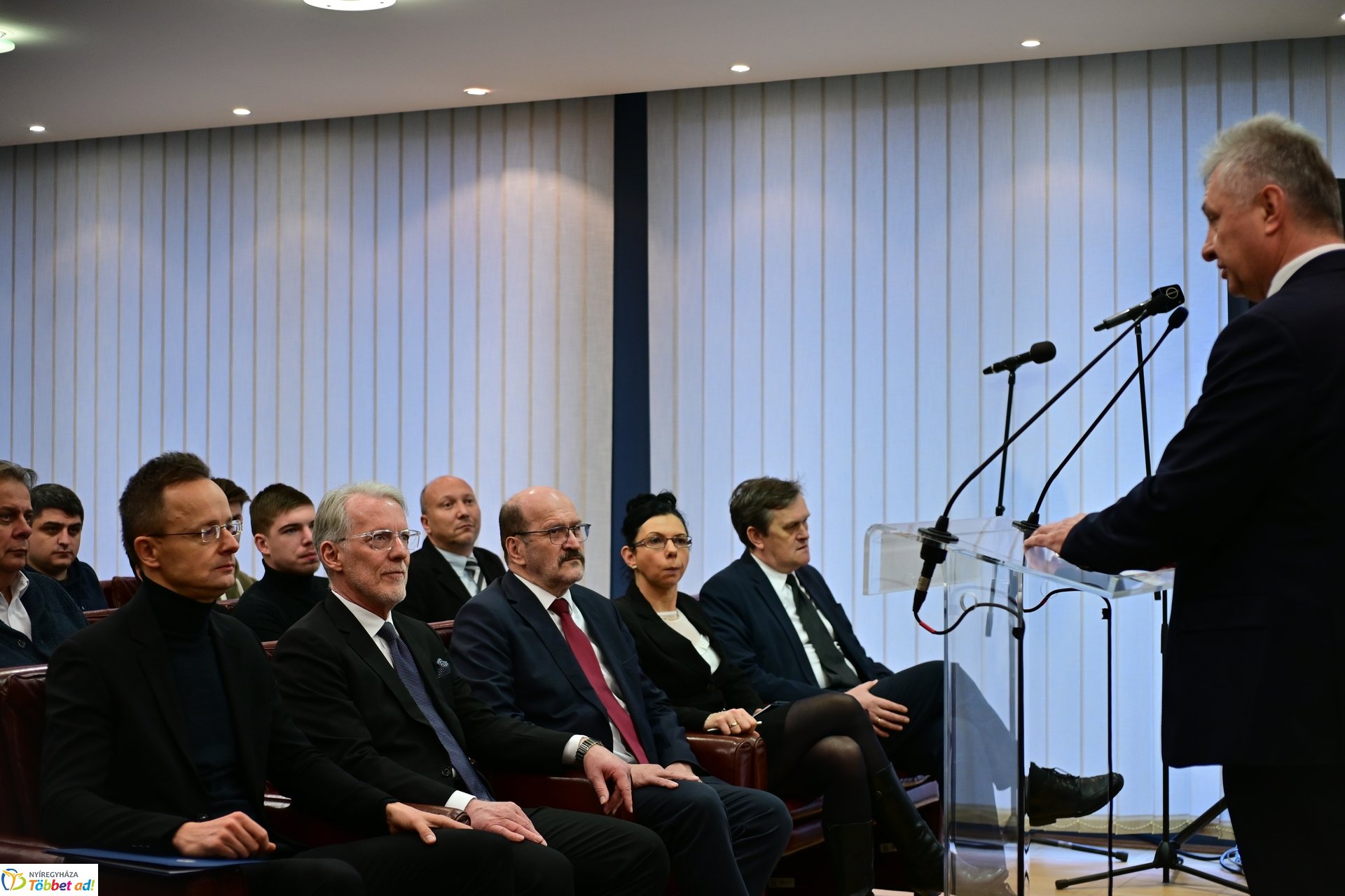 Szijjártó Péter előadása a Nyíregyházi Egyetemen 2024