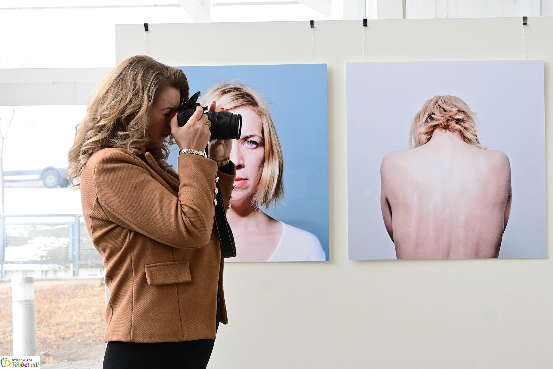 Színe és fonákja - kiállításmegnyitó a VMKK-ban