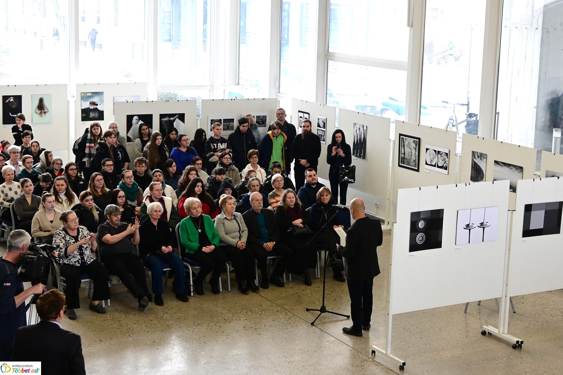 Színe és fonákja - kiállításmegnyitó a VMKK-ban