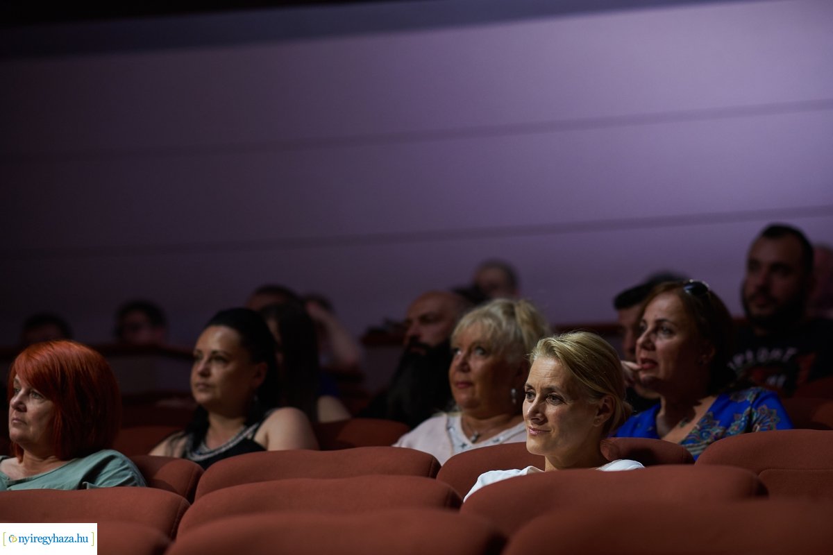 Színházi évadzáró 20200626