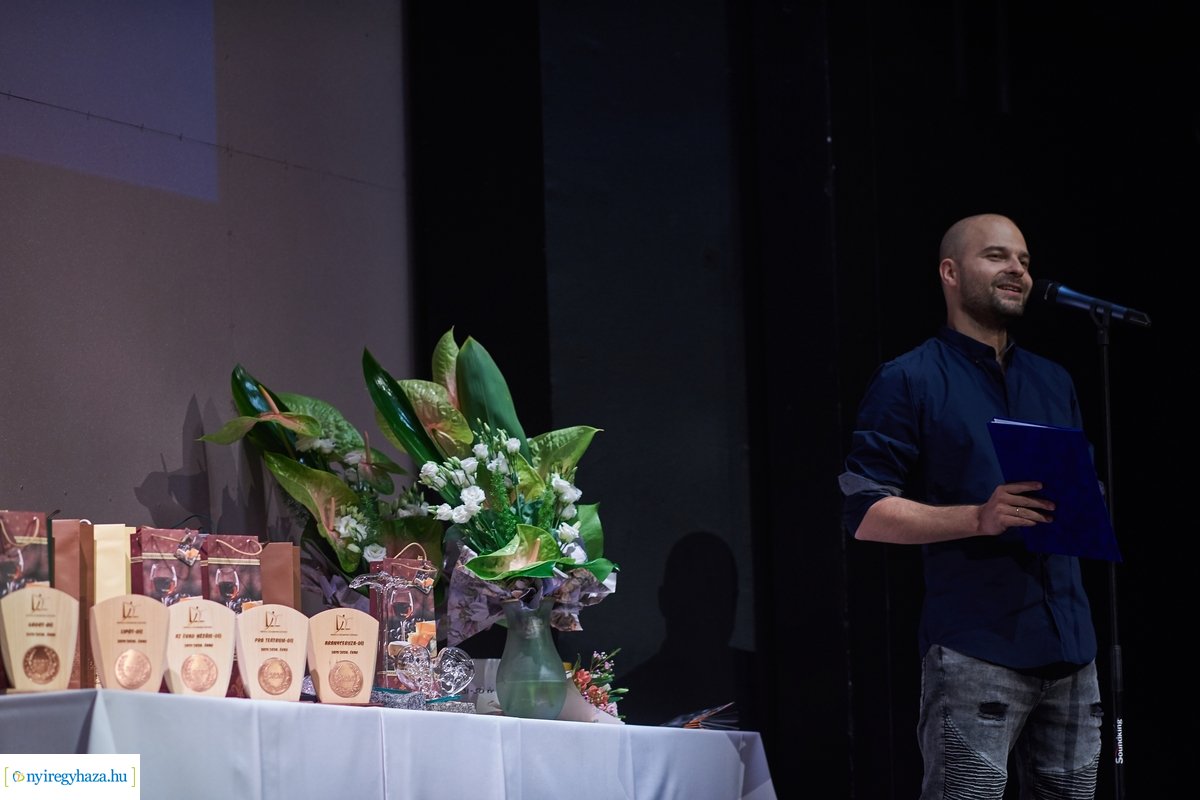 Színházi évadzáró 20200626