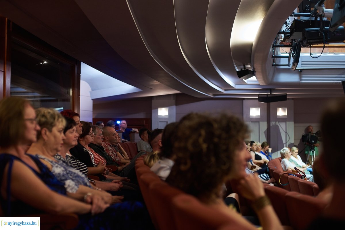 Színházi évadzáró 20200626