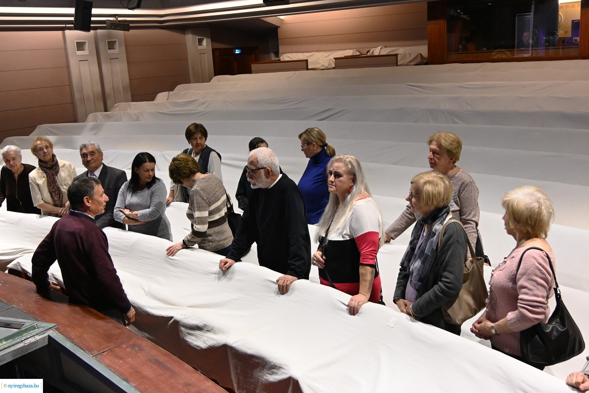 Színházi látogatás az Értékes Esték programsorozat szervezésében