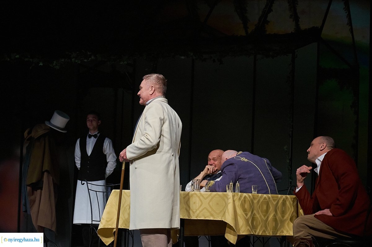 Színházi próba - Úri muri