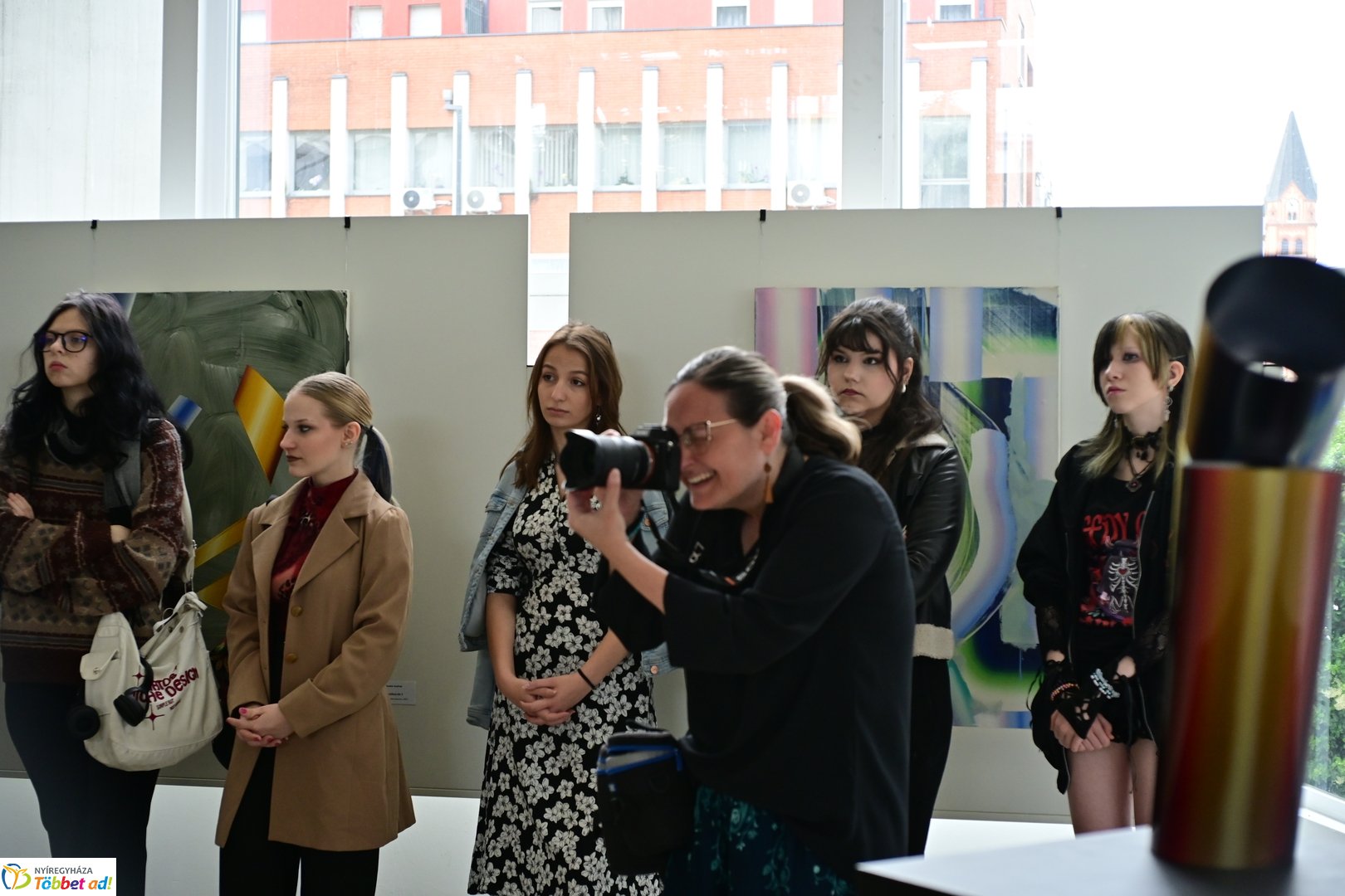 Színköd és Fényformák kiállítás 2025 májusában