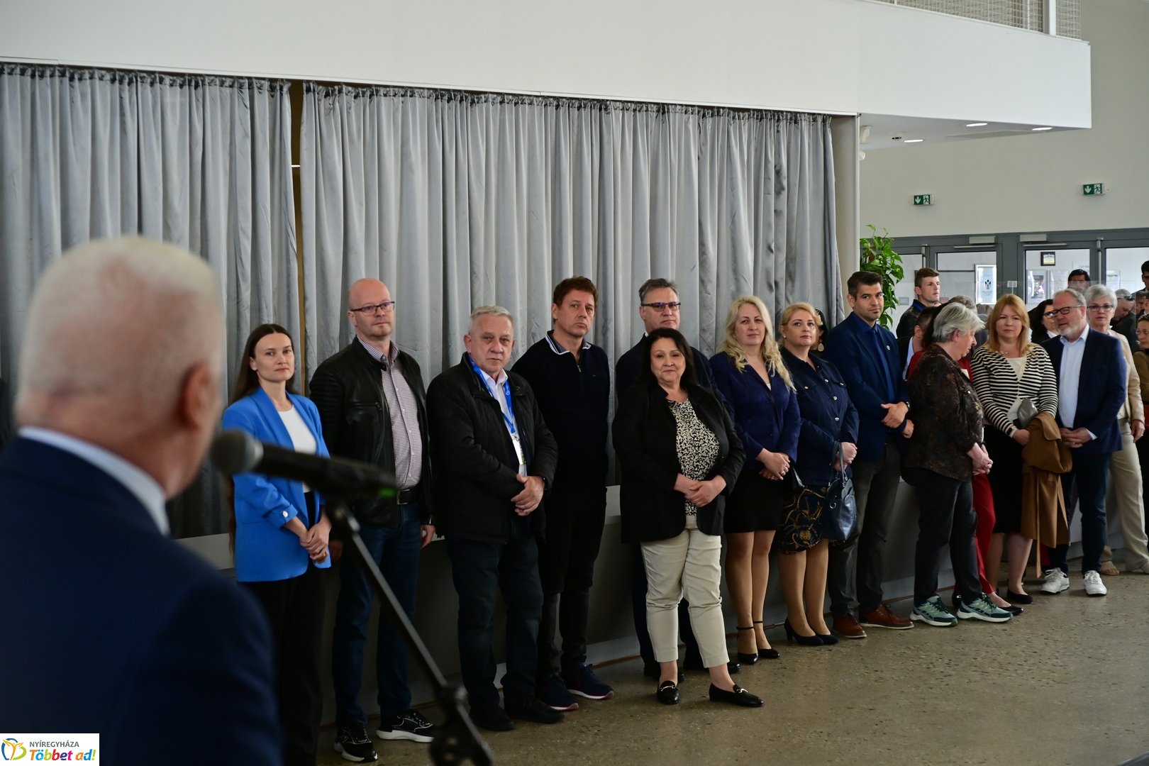 Színköd és Fényformák kiállítás 2025 májusában