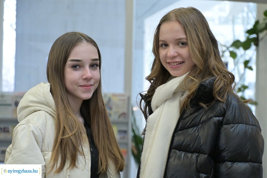 Színtársaság - kiállítás megnyitó 2024