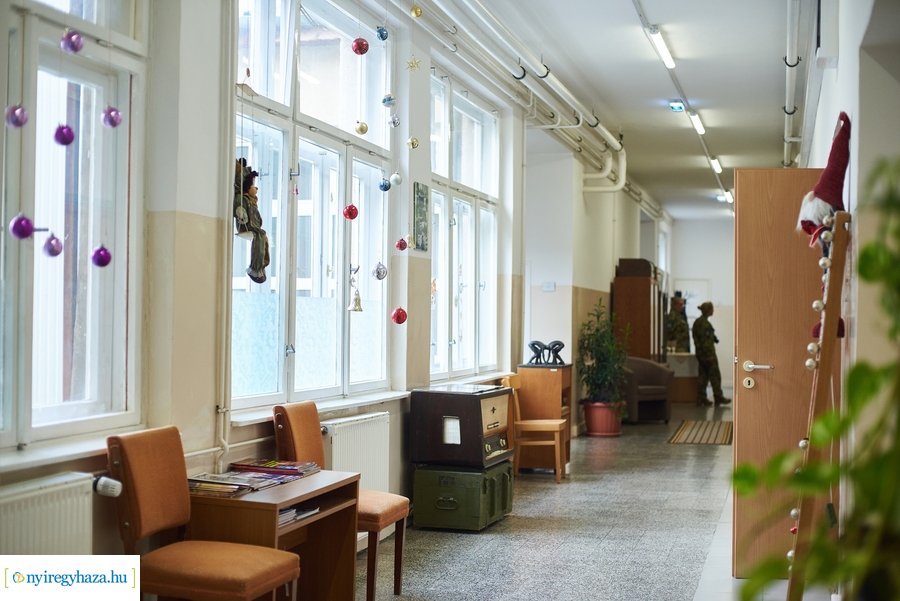 Szobor és emléktábla avató a Damjanich laktanyában