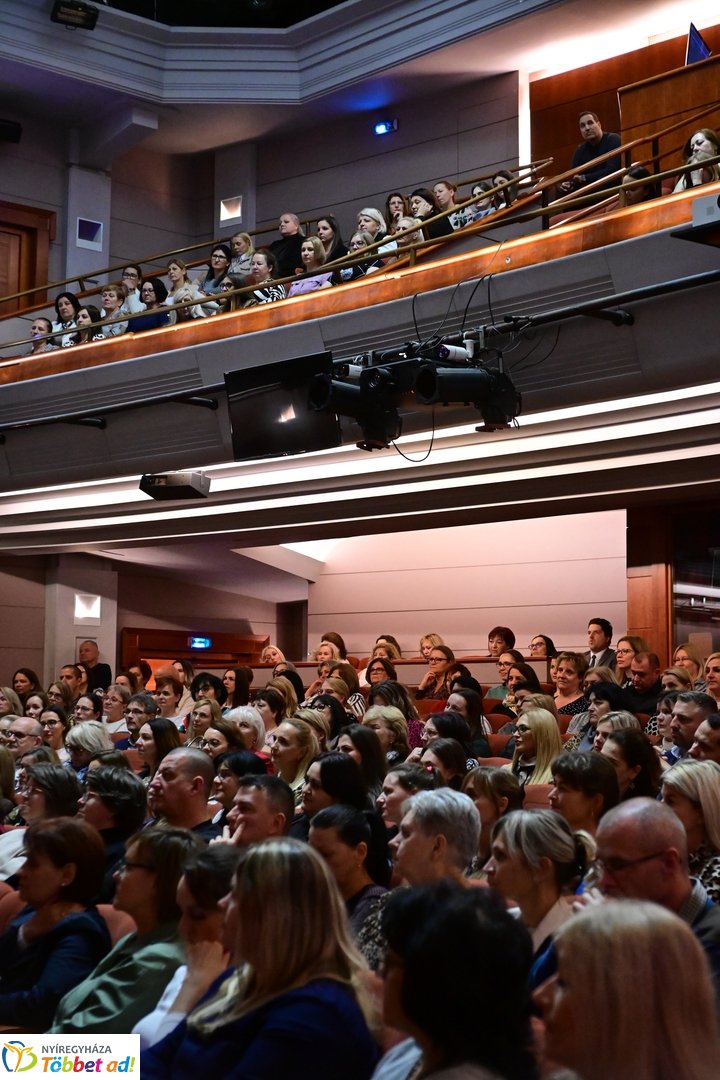 Szociális Munka Napja a színházban 2025