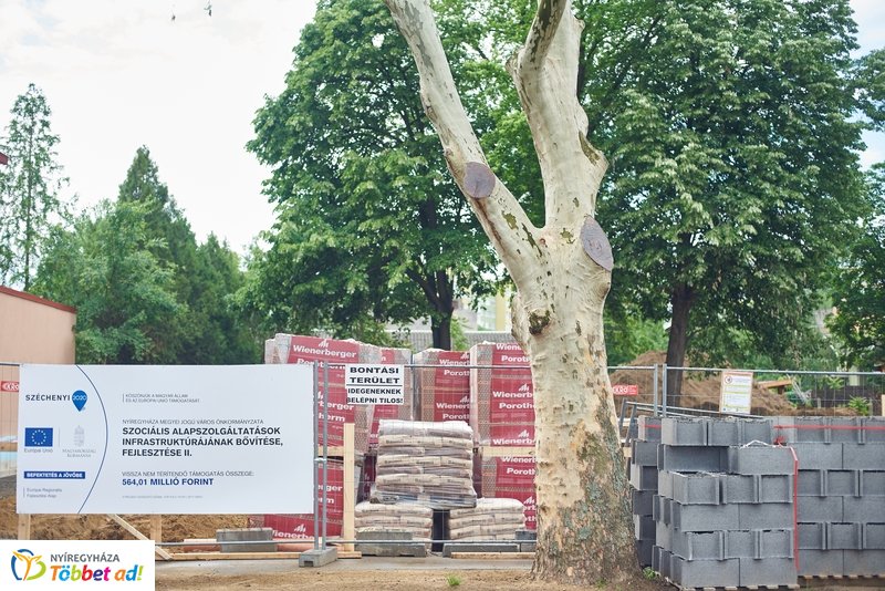 Szociális nappali ellátást nyújtó intézmény alapkőletétele