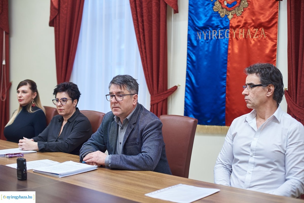 Szociális városrehabilitáció - sajtótájékoztató