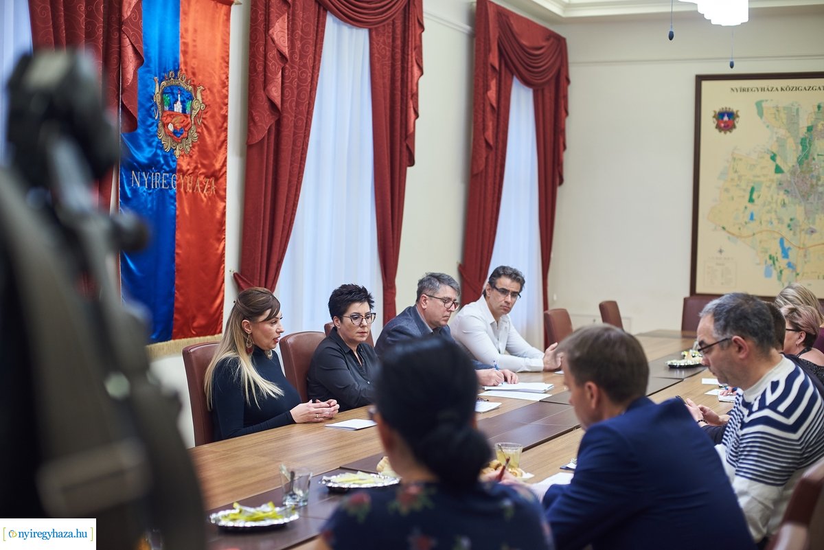 Szociális városrehabilitáció - sajtótájékoztató