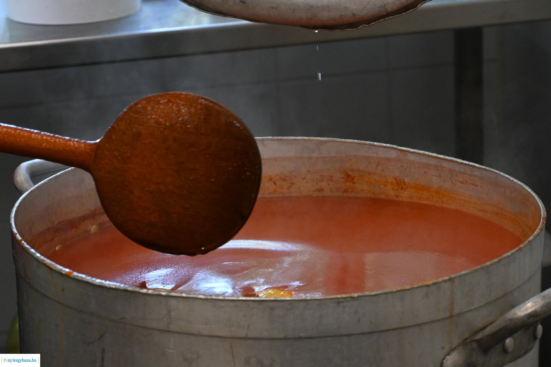 Szociális nyári gyermekétkeztetés - főzés, csomagolás, kiszállítás