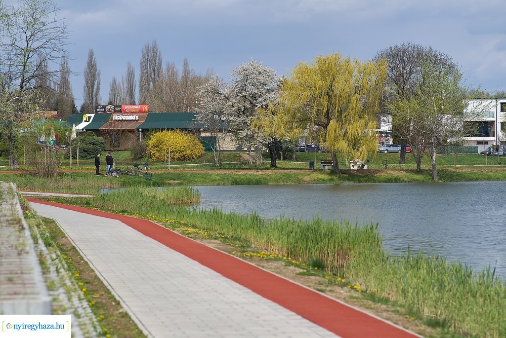 Szökőkút üzembe helyezés a Bujtoson