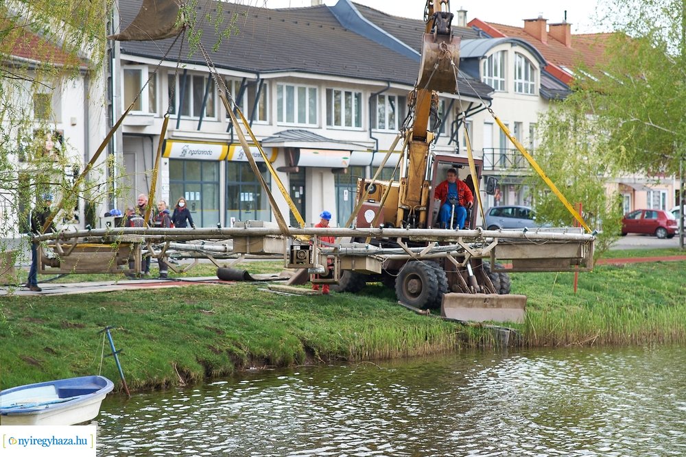 Szökőkút üzembe helyezés a Bujtoson