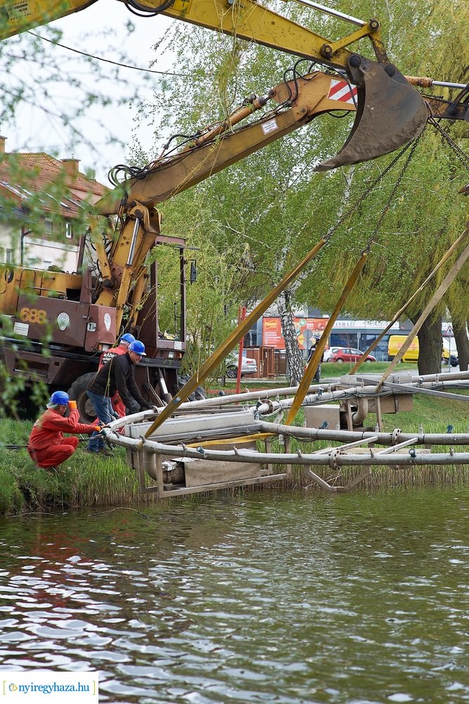 Szökőkút üzembe helyezés a Bujtoson