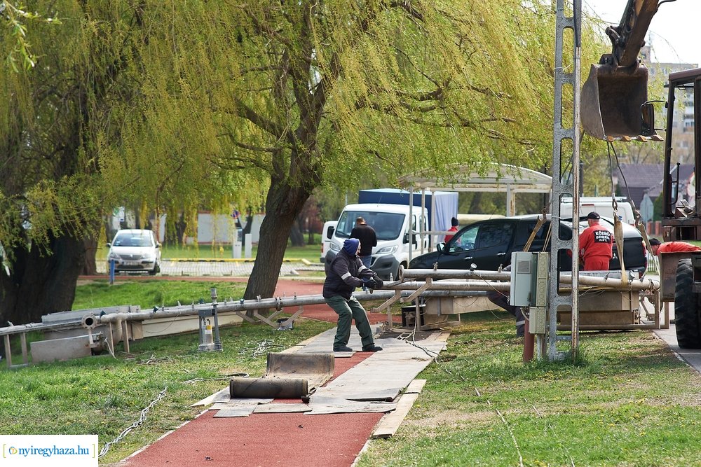 Szökőkút üzembe helyezés a Bujtoson