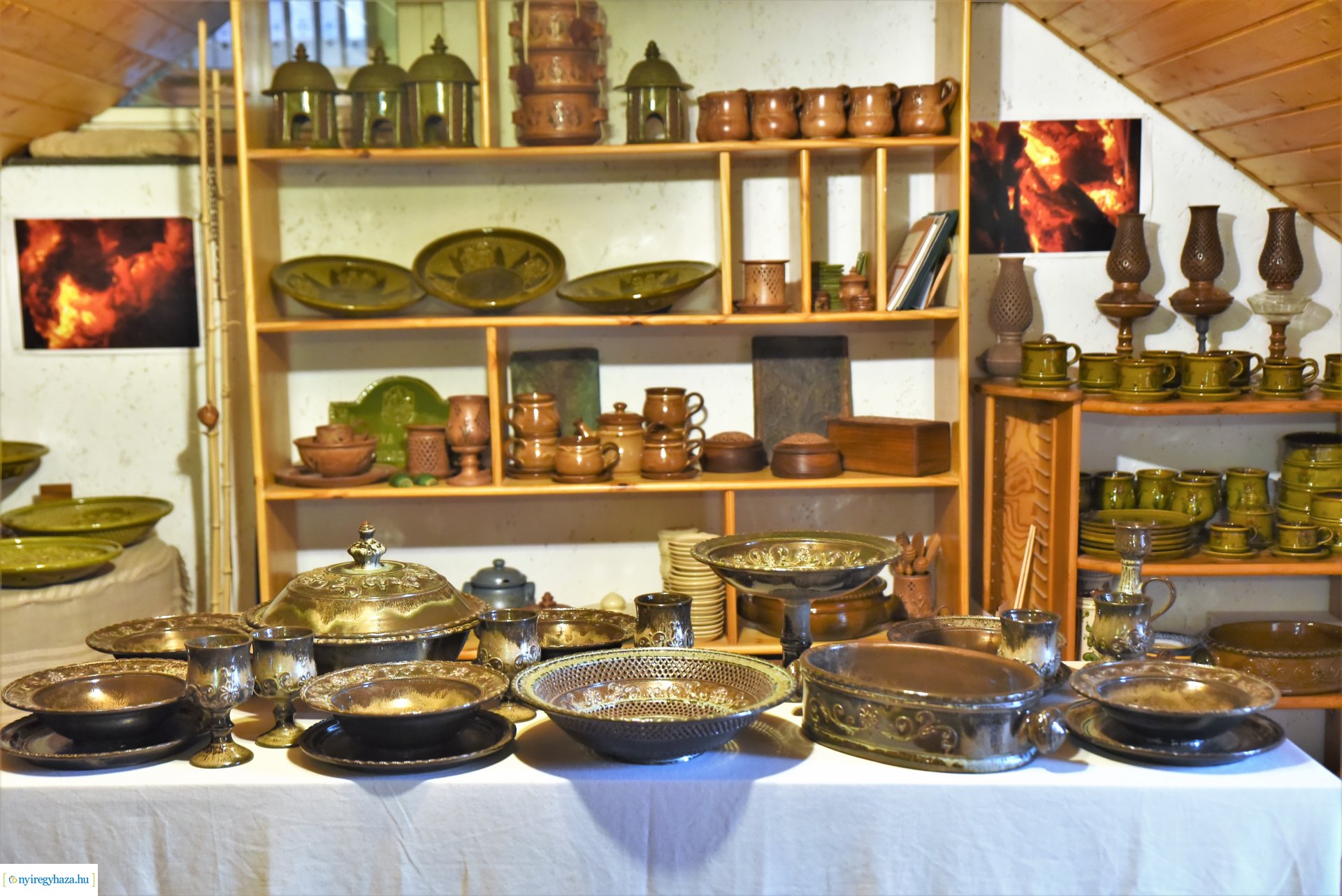 Szolanics Elvira kerámikus, népi iparművész szakkörében jártunk