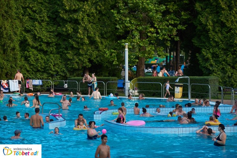 Szombat délután a strandon