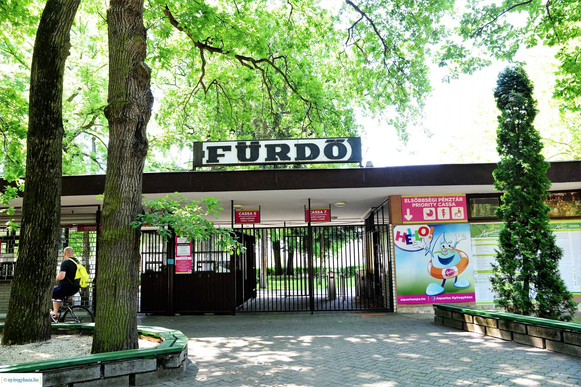 Szombattól a Parkfürdő is várja a vendégeket