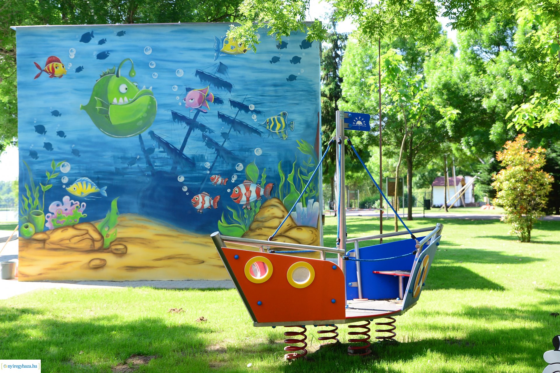 Szombattól a Parkfürdő is várja a vendégeket