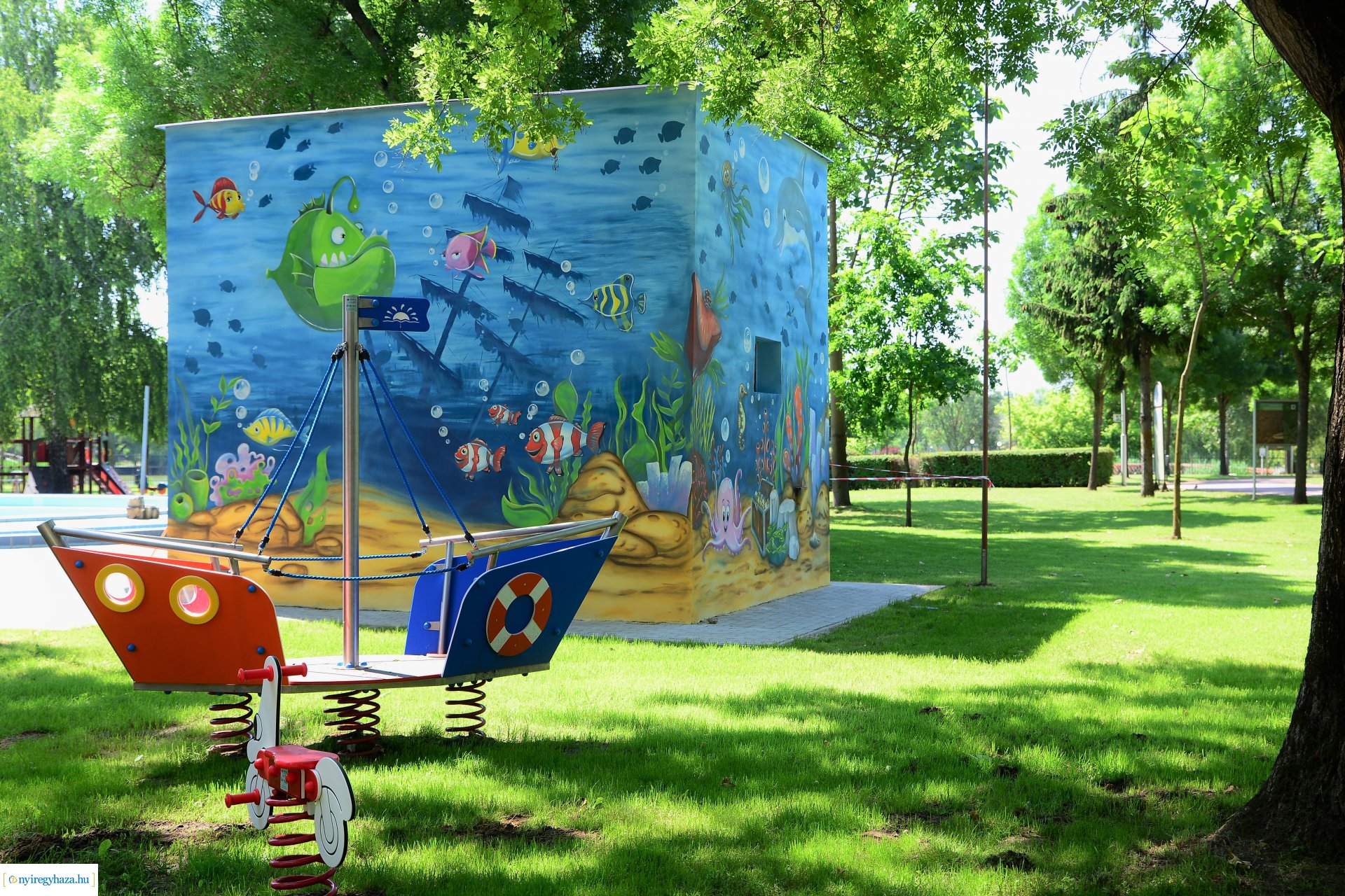 Szombattól a Parkfürdő is várja a vendégeket