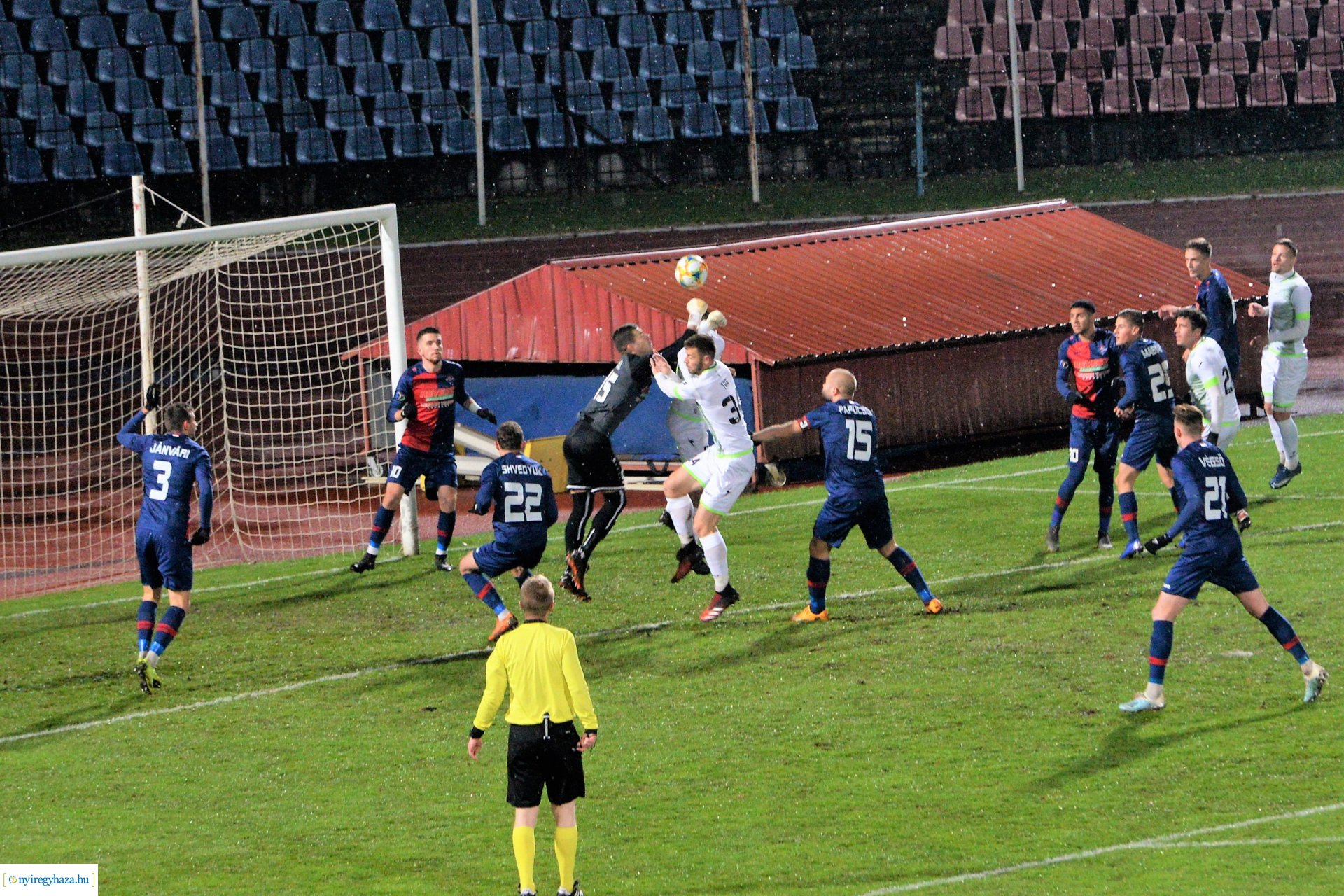 Szpari-Ajka labdarúgó mérkőzés 2020 ősz